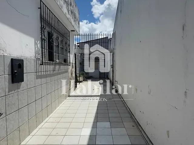 Casa com 225m² 5 quartos e 4 banheiros, à venda, no bairro Cirurgia em Aracaju