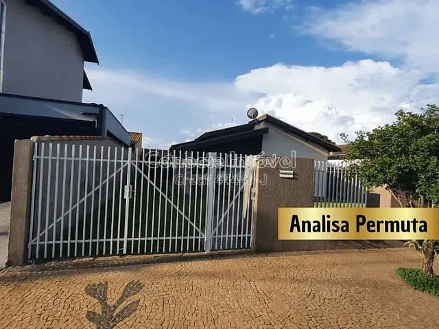 Casa com 330m² 2 quartos e 1 banheiro, à venda, no bairro Morada das Flores em Holambra