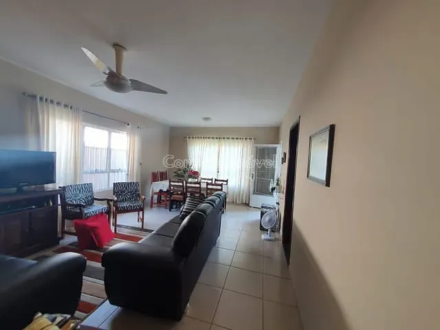 Casa com 330m² 2 quartos e 1 banheiro, à venda, no bairro Morada das Flores em Holambra
