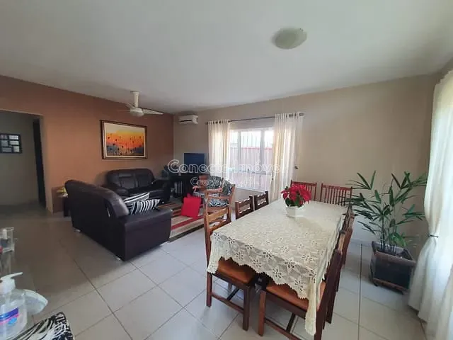 Casa com 330m² 2 quartos e 1 banheiro, à venda, no bairro Morada das Flores em Holambra