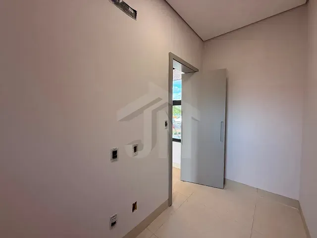 Casa com 300m² 3 quartos e 5 banheiros, à venda, no bairro Real Sul em Ribeirão Preto