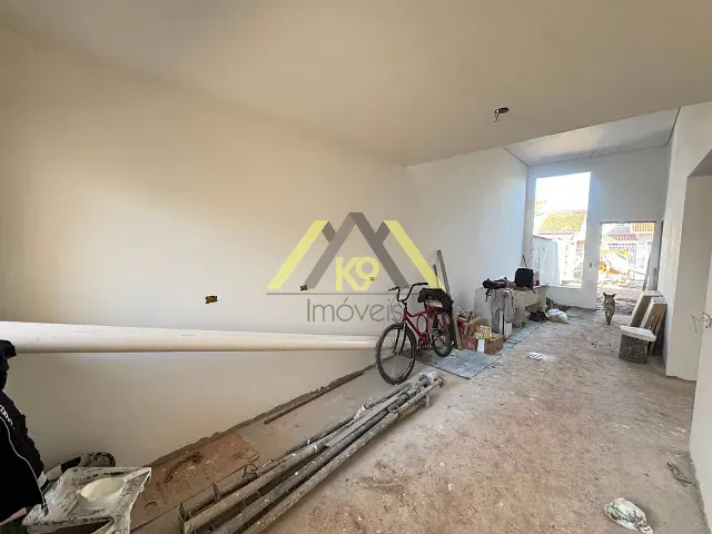 Casa com 180m² 3 quartos e 2 banheiros, à venda, no bairro Pineville em Pinhais