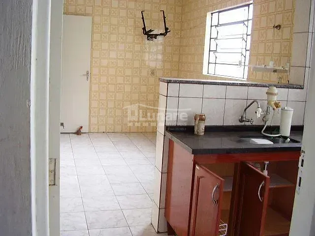 Casa com 150m² 3 quartos e 2 banheiros, à venda, no bairro Conjunto Residencial Álvaro Bovolenta em Mogi das Cruzes