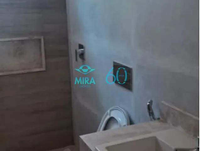 Casa com 1000m² 4 quartos e 6 banheiros, à venda, no bairro Estância Vargem Bonita em Senador Canedo