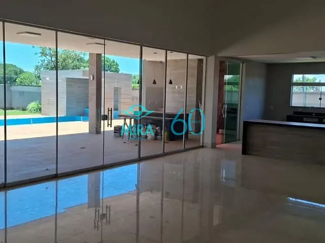 Casa com 1000m² 4 quartos e 6 banheiros, à venda, no bairro Estância Vargem Bonita em Senador Canedo