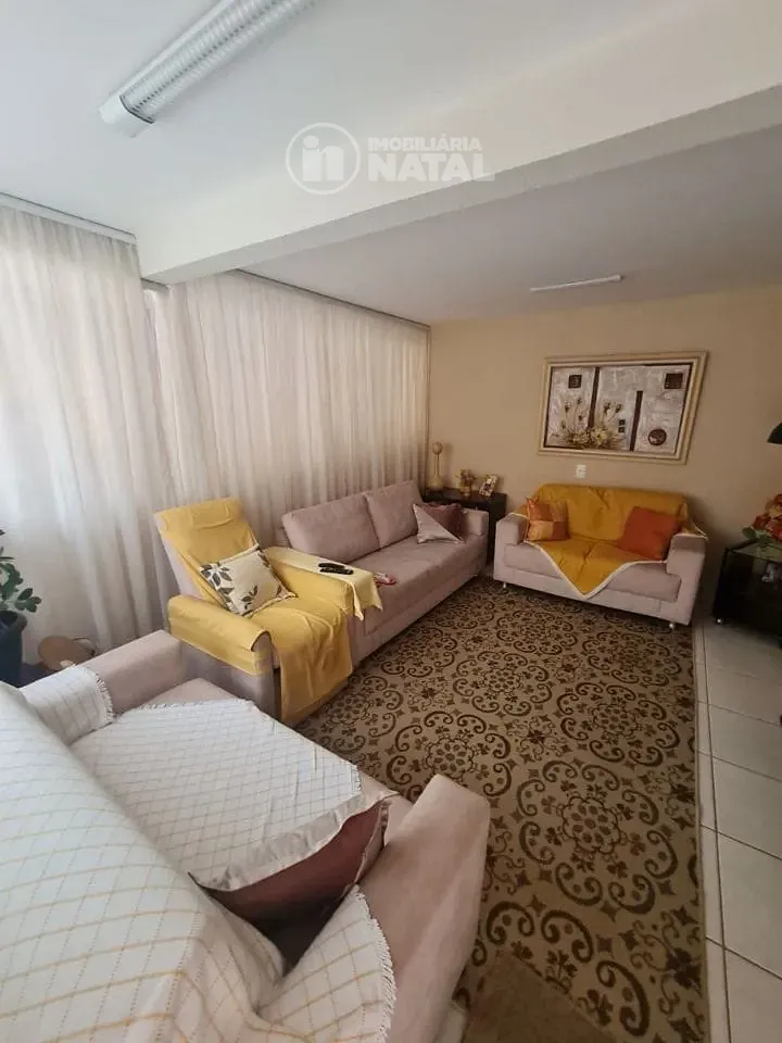 Casa, 4 quartos, 340 m² - Foto 3
