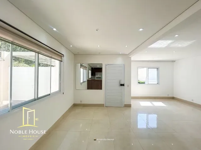 Casa 3 quartos e 4 banheiros, à venda, no bairro Observatório em Vinhedo