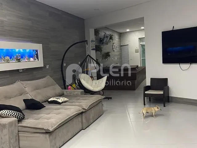 Casa 3 quartos e 4 banheiros, à venda, no bairro Jardim Peri em São Paulo