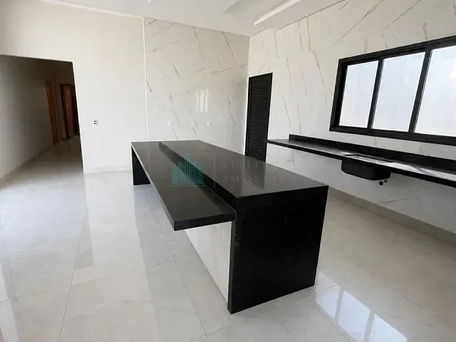 Casa 3 quartos e 2 banheiros, à venda, no bairro Residencial Village em Catalão