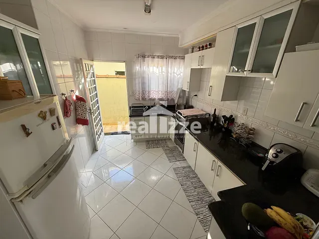 Casa 3 quartos e 3 banheiros, à venda, no bairro Santa Fé em Itapira