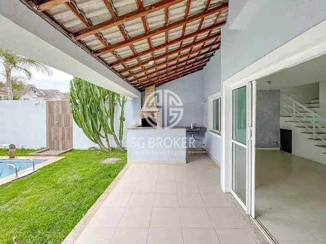 Casa 4 quartos e 4 banheiros, à venda, no bairro Recreio dos Bandeirantes em Rio de Janeiro