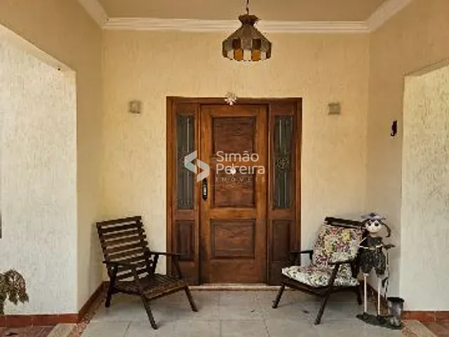 Casa com 616m² 5 quartos e 2 banheiros, à venda, no bairro Centro em Paraíba do Sul