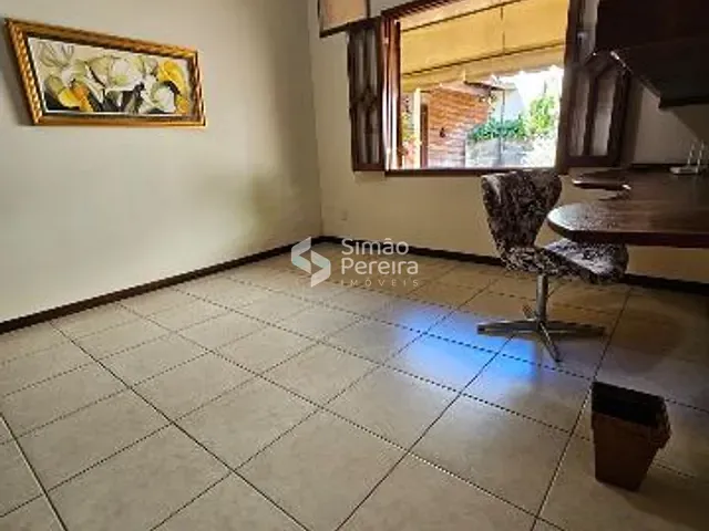Casa com 616m² 5 quartos e 2 banheiros, à venda, no bairro Centro em Paraíba do Sul