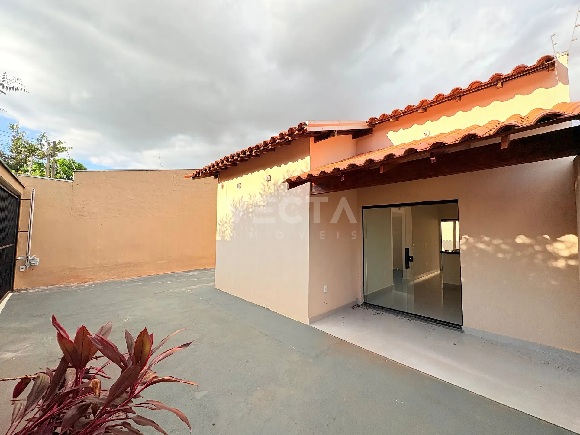 Casa, 2 quartos, 81 m² - Foto 2