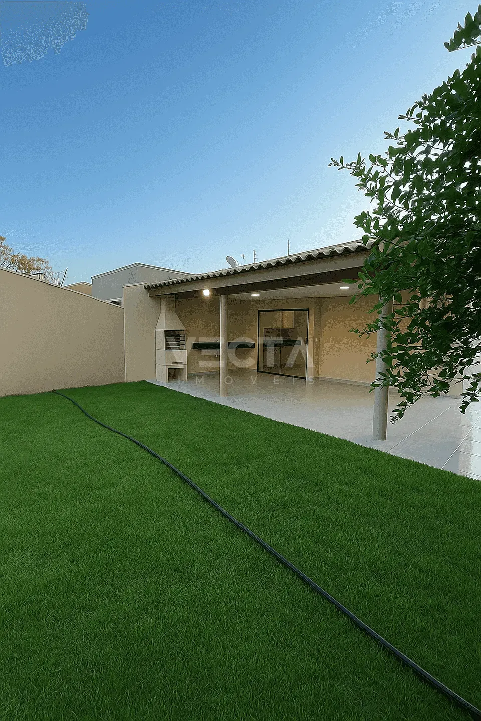 Casa, 2 quartos, 81 m² - Foto 1