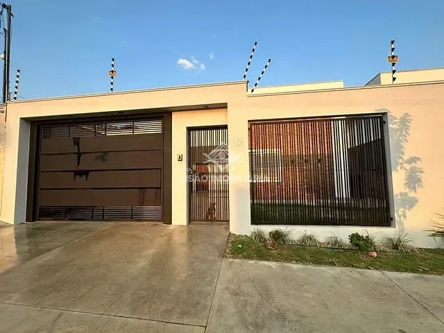 Casa com 360m² 2 quartos e 1 banheiro, à venda, no bairro JARDIM em Sinop