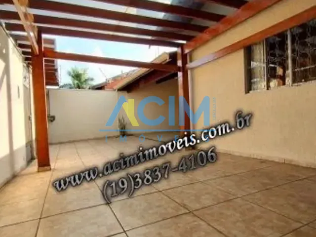 Casa com 250m² 3 quartos e 3 banheiros, à venda, no bairro São Sebastião em Jaguariúna
