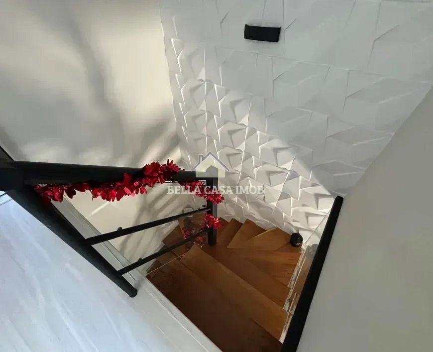 Casa à venda com 3 quartos, 120m² - Foto 11