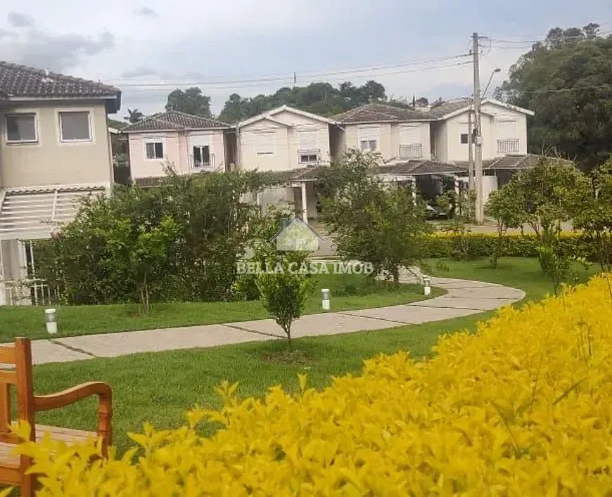 Casa à venda com 3 quartos, 120m² - Foto 2