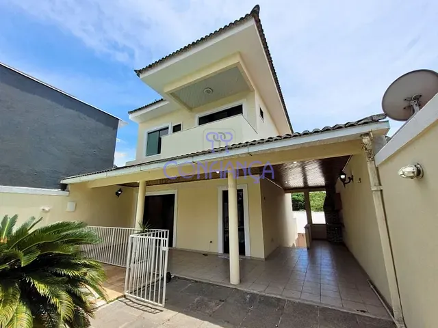 Casa com 206m² 3 quartos e 2 banheiros, à venda, no bairro Guaratiba em Rio de Janeiro