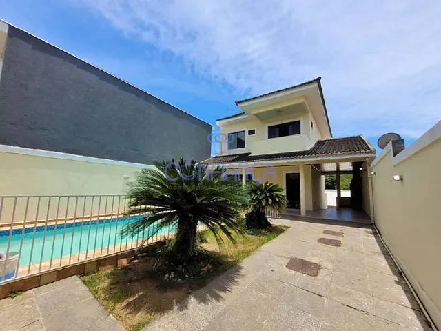 Casa com 206m² 3 quartos e 2 banheiros, à venda, no bairro Guaratiba em Rio de Janeiro