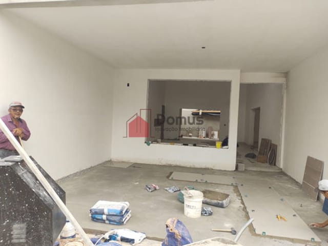 Casa com 259m², à venda, no bairro Campo Alegre em Pindamonhangaba