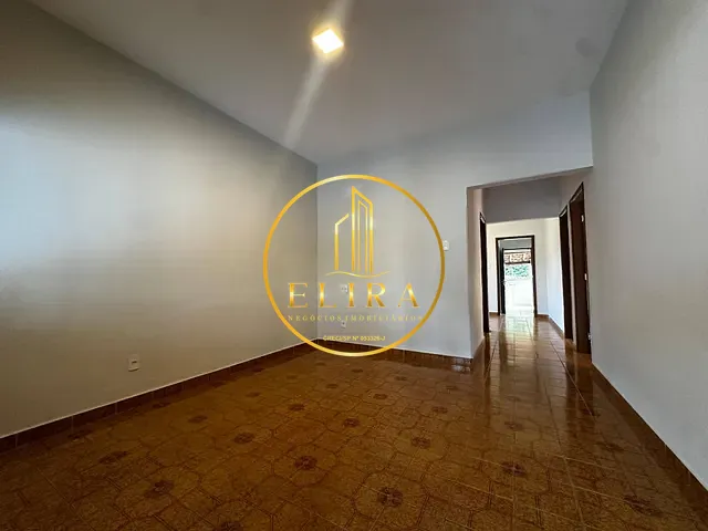 Casa com 420m² 3 quartos e 2 banheiros, à venda, no bairro Vila Dainese em Americana