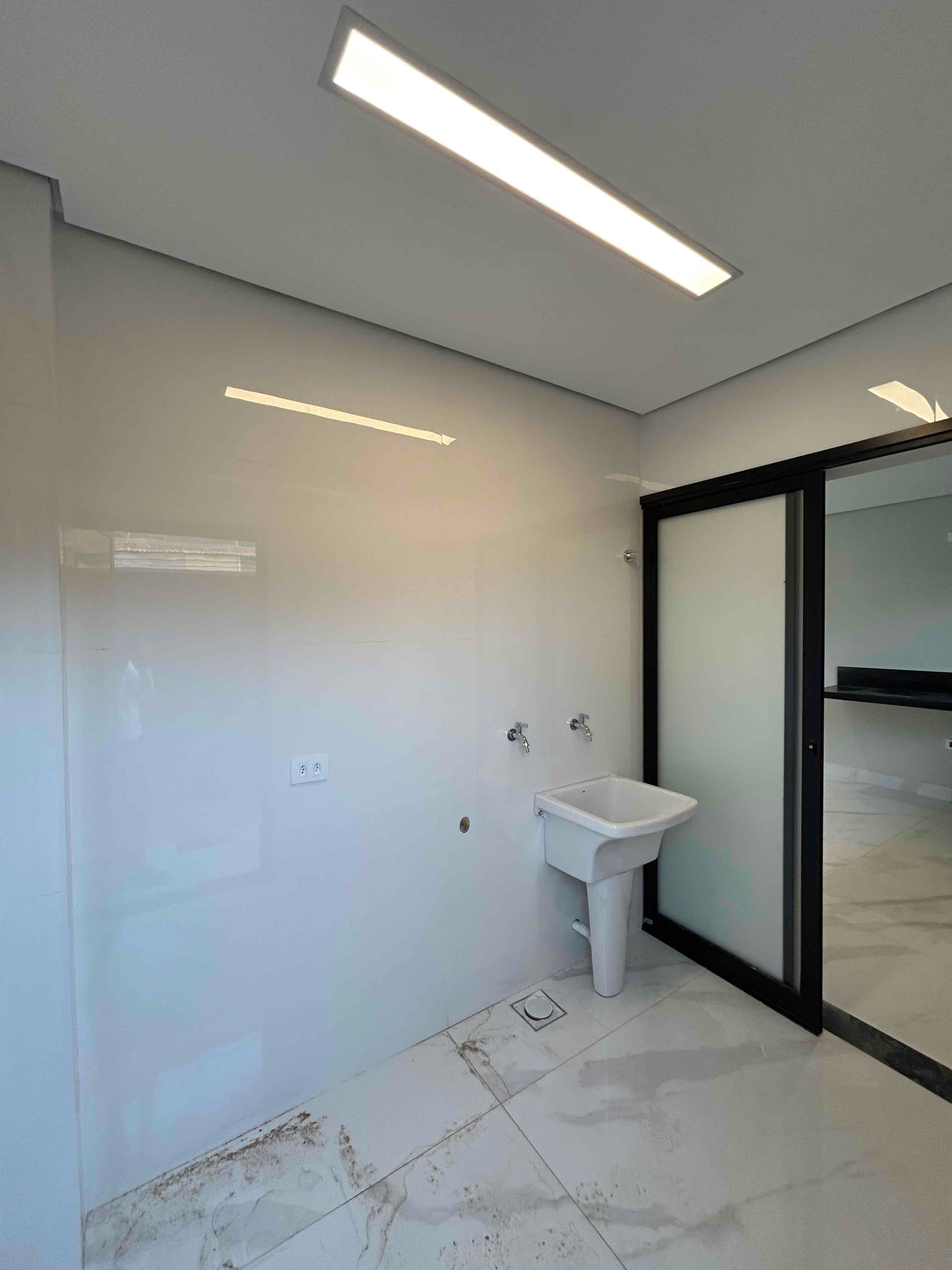 Casa à venda com 3 quartos, 215m² - Foto 20
