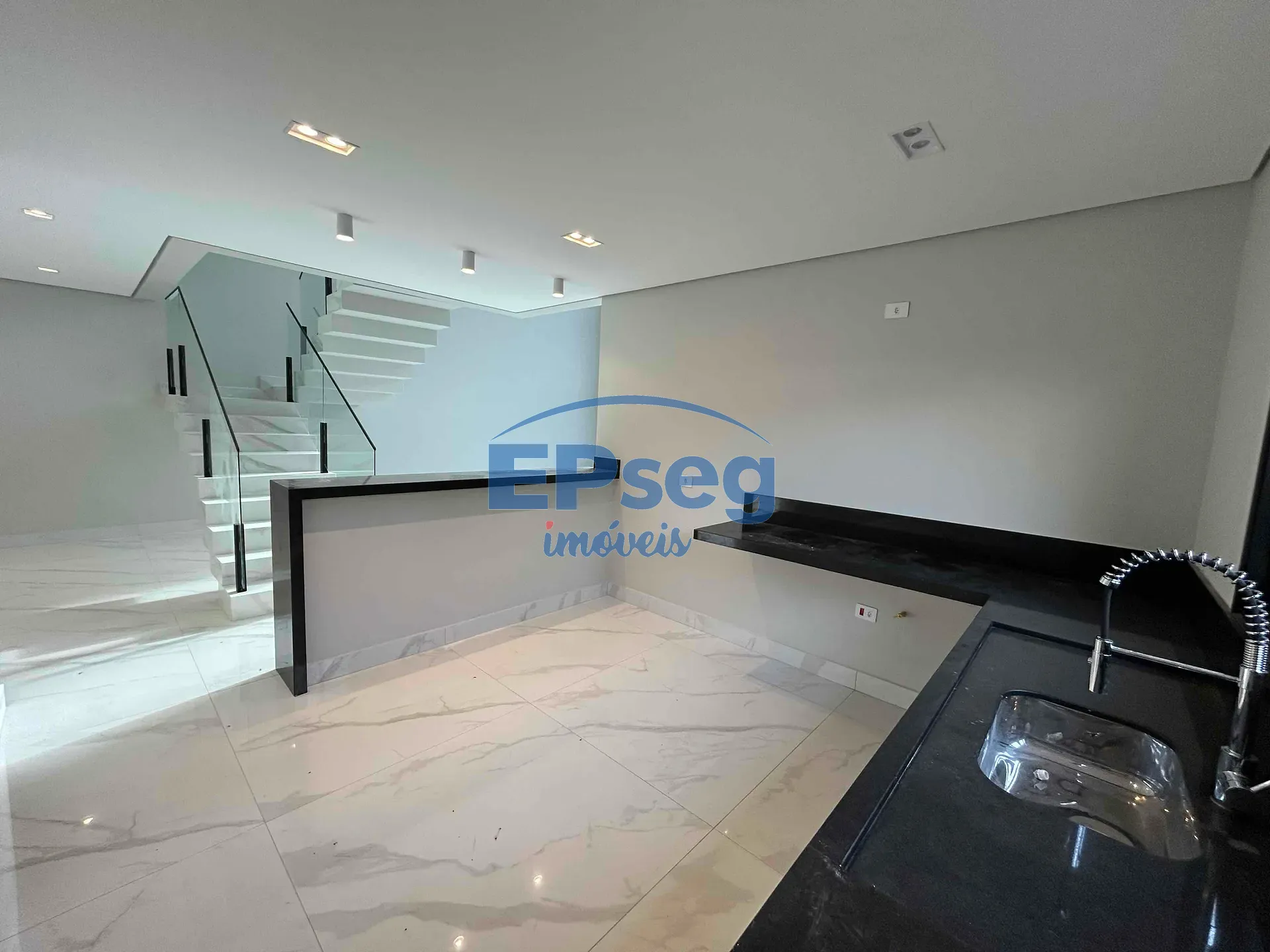 Casa, 3 quartos, 215 m² - Foto 7