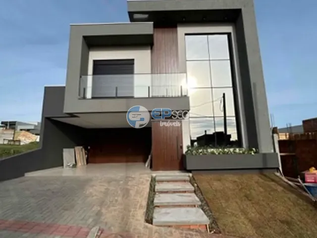 Casa com 205m² 3 quartos e 4 banheiros, à venda, no bairro Olímpico em Londrina