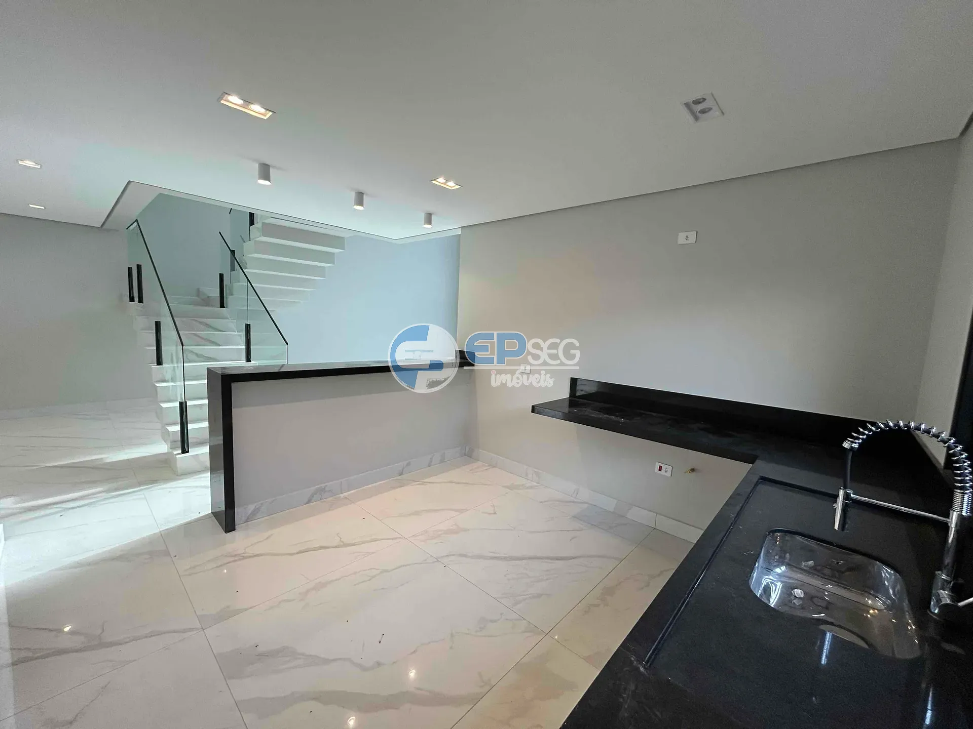 Casa, 3 quartos, 215 m² - Foto 7
