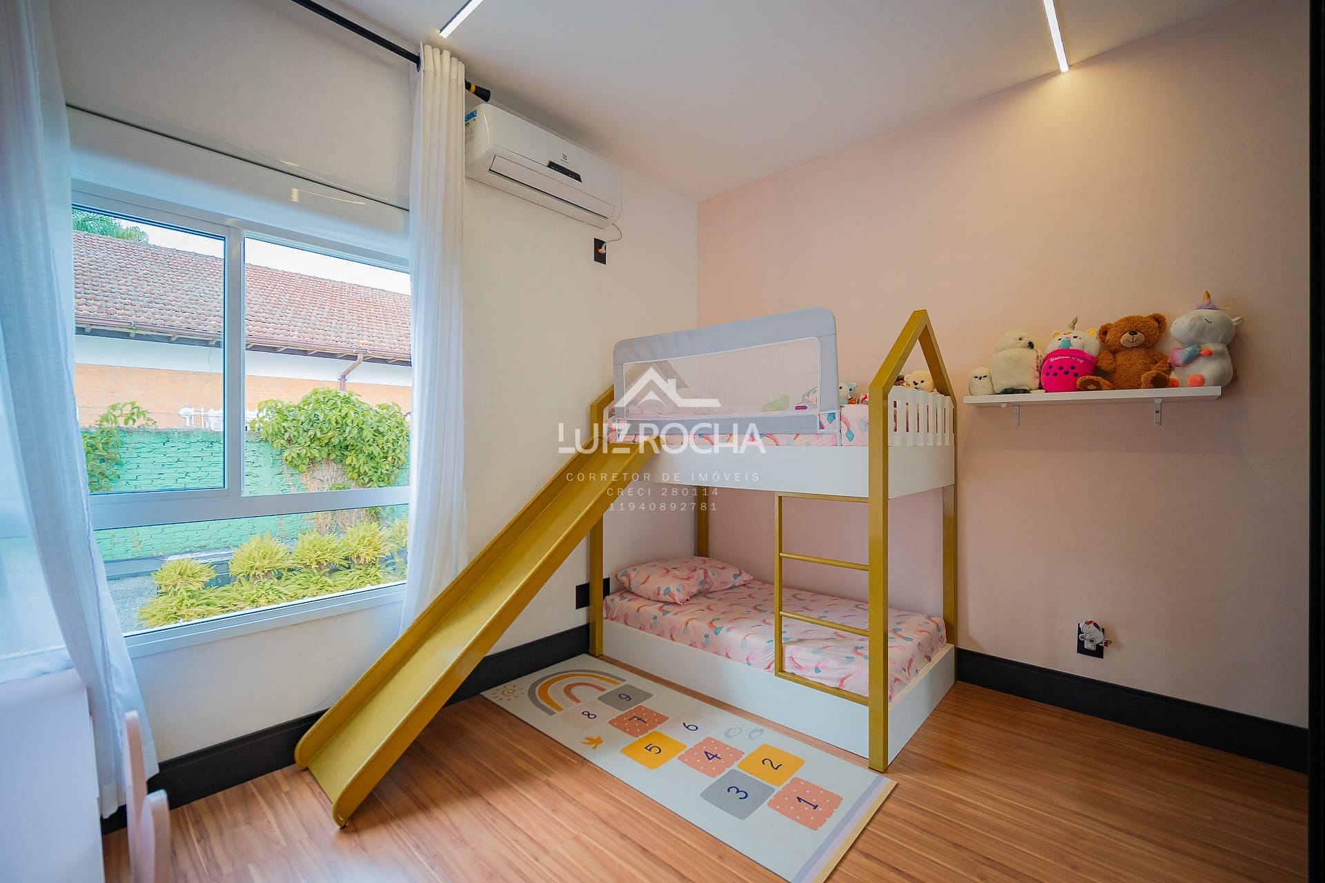 Casa à venda com 3 quartos, 116m² - Foto 17