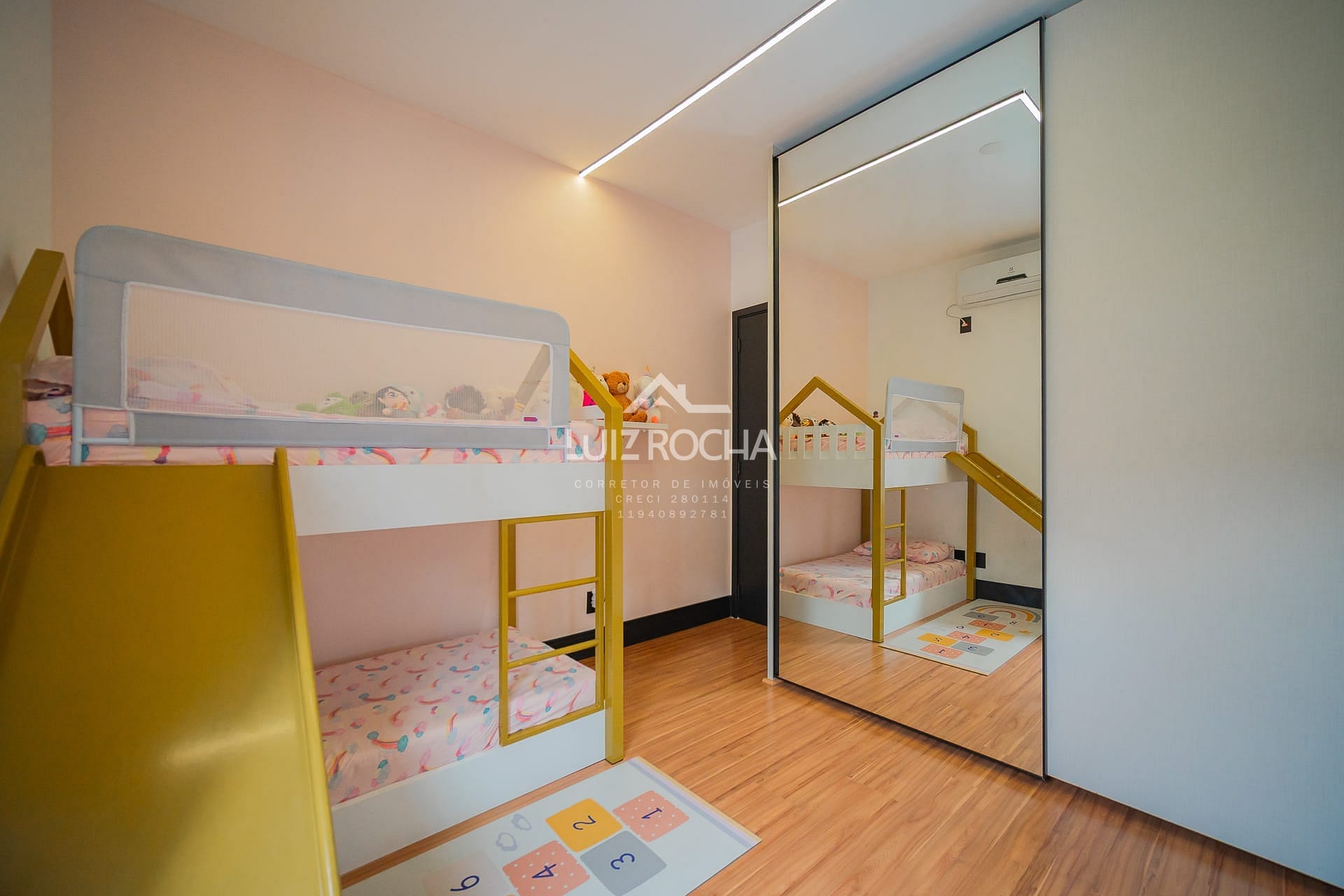 Casa à venda com 3 quartos, 116m² - Foto 18