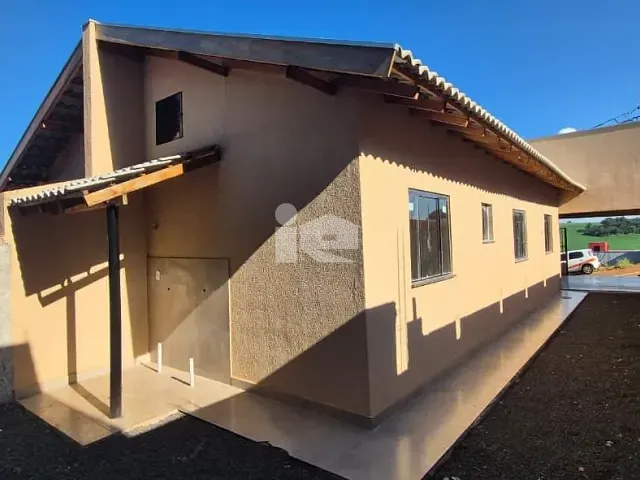Casa com 126m² 2 quartos e 1 banheiro, à venda, no bairro Agostinho Pizzaia em Rolândia