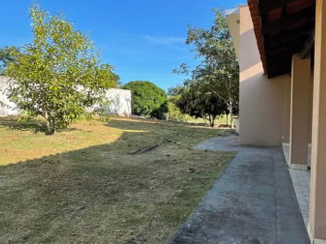 Casa com 3500m² 2 quartos e 3 banheiros, à venda, no bairro Ribeirão do Lipa em Cuiabá