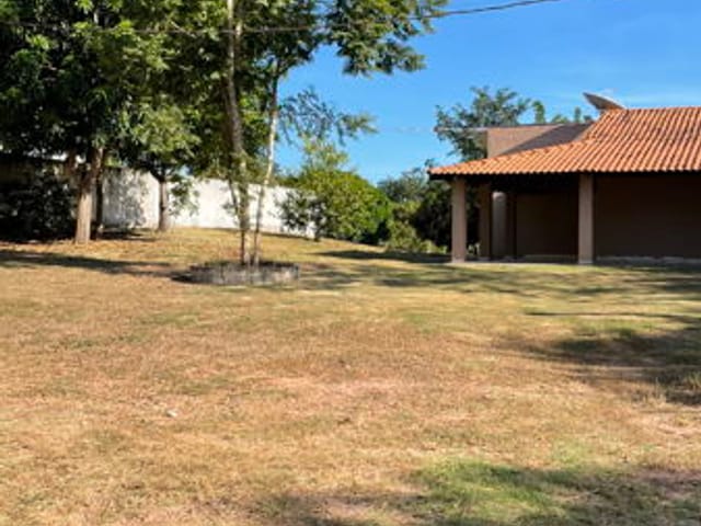 Casa com 3500m² 2 quartos e 3 banheiros, à venda, no bairro Ribeirão do Lipa em Cuiabá