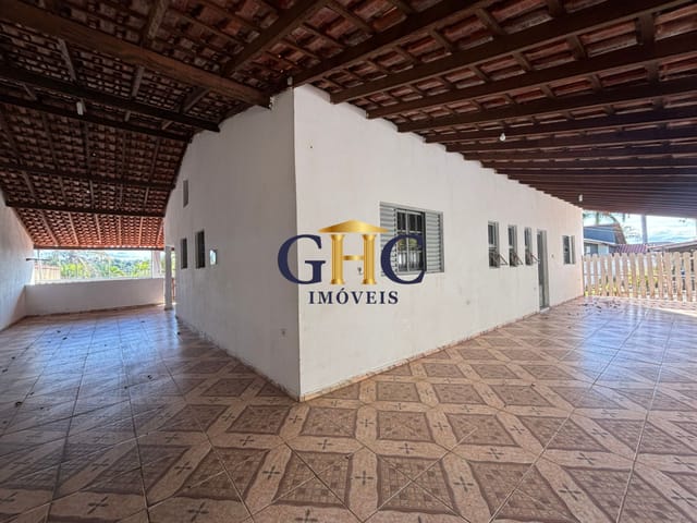 Casa com 398m² 3 quartos e 2 banheiros, à venda, no bairro Terras de São Francisco em Salto de Pirapora