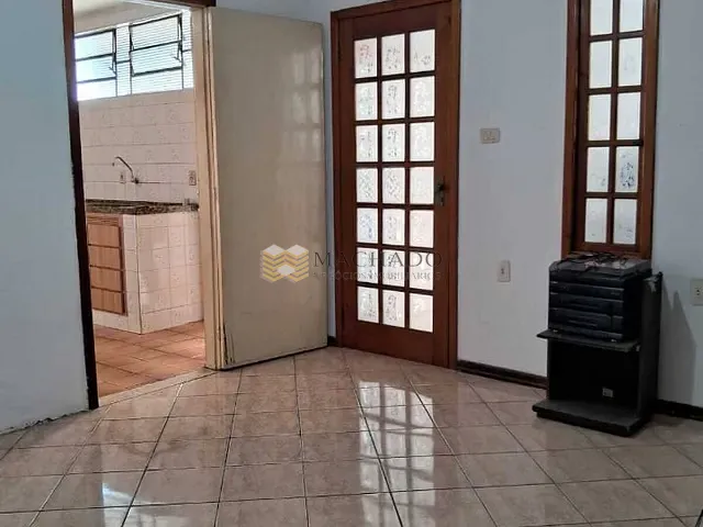 Casa 3 quartos e 2 banheiros, à venda, no bairro Vila Maringá em Jundiaí