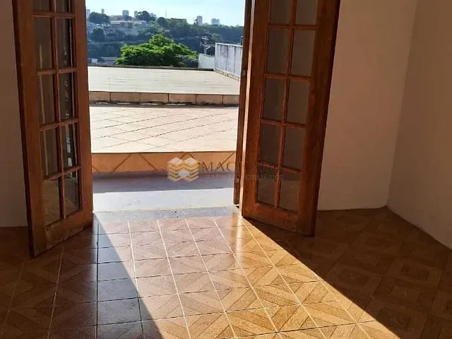 Casa 3 quartos e 2 banheiros, à venda, no bairro Vila Maringá em Jundiaí