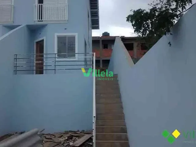 Casa com 71m², à venda, no bairro Scaffid em Itaquaquecetuba
