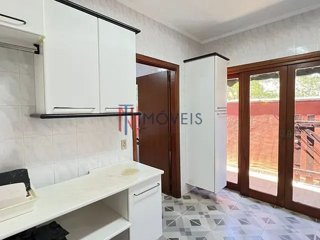 Casa 4 quartos e 6 banheiros, à venda, no bairro Panorama Parque em Atibaia