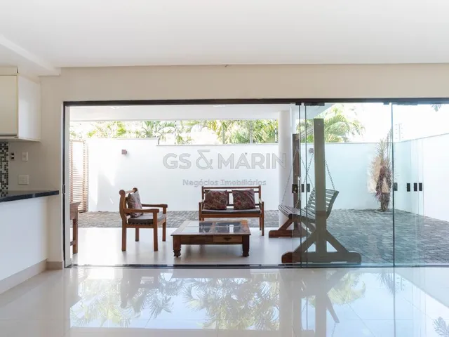 Casa com 180m² 3 quartos e 3 banheiros, para alugar, no bairro Terras de Santana II em Londrina