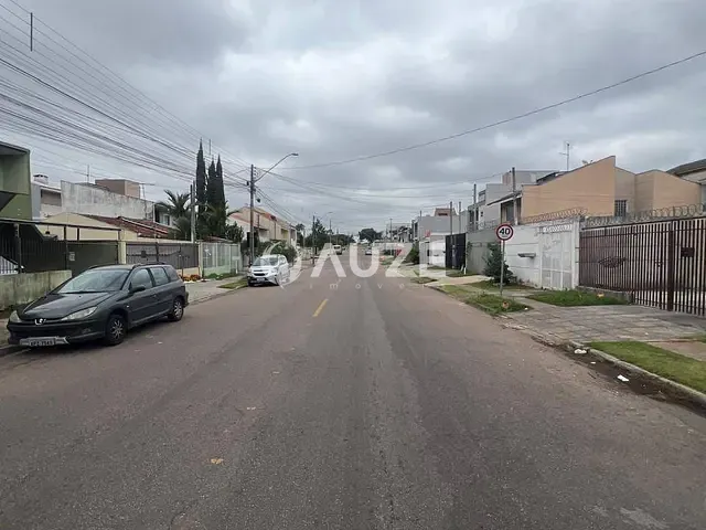 Casa 4 quartos e 2 banheiros, à venda, no bairro Cidade Industrial em Curitiba