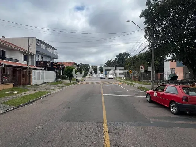 Casa 4 quartos e 2 banheiros, à venda, no bairro Cidade Industrial em Curitiba