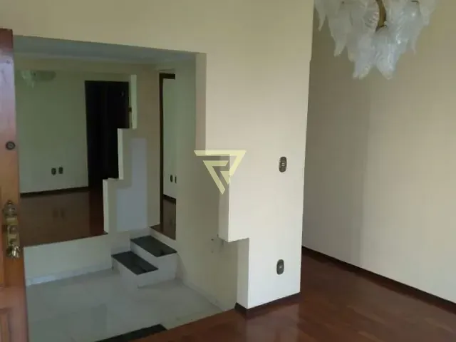 Casa com 264m² 3 quartos e 3 banheiros, à venda, no bairro Parque dos Bandeirantes em Ribeirão Preto