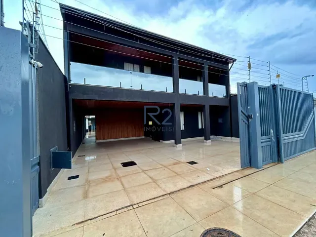 Casa com 250m² 3 quartos e 4 banheiros, à venda, no bairro Taguatinga Norte em Taguatinga