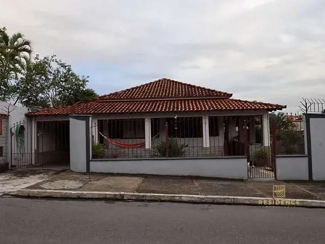Casa com 510m² 2 quartos e 1 banheiro, à venda, no bairro Loteamento Bondarovshy em Quatis