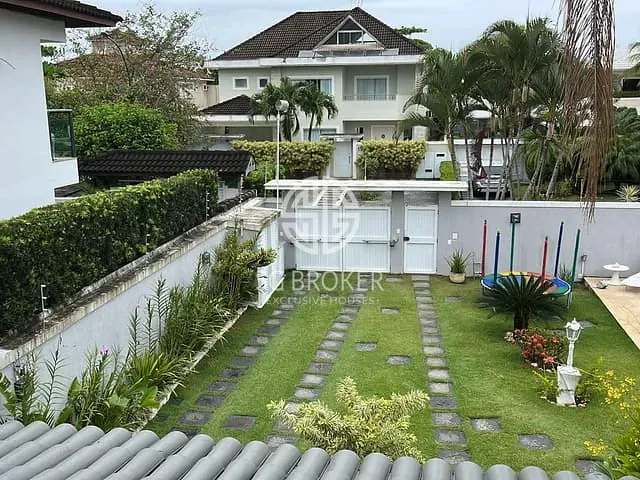 Casa 5 quartos e 6 banheiros, à venda, no bairro Barra da Tijuca em Rio de Janeiro
