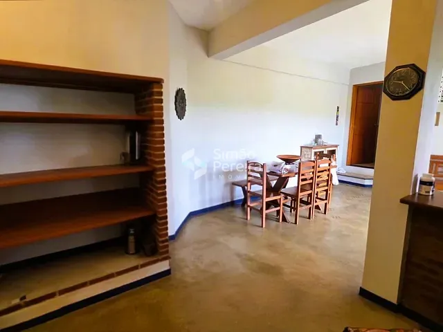 Casa 4 quartos e 3 banheiros, à venda, no bairro Balança em Simão Pereira