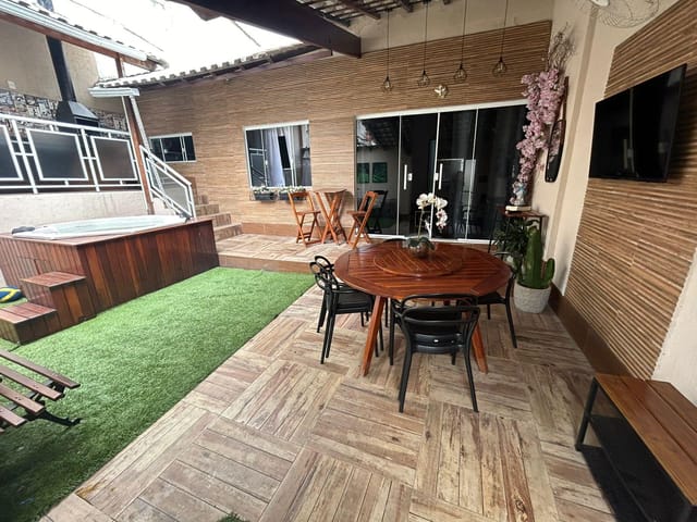 Casa com 90m² 2 quartos e 3 banheiros, à venda, no bairro Bangu em Rio de Janeiro